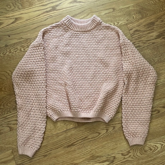 Universal Thread Sweater - Picture 1 of 2